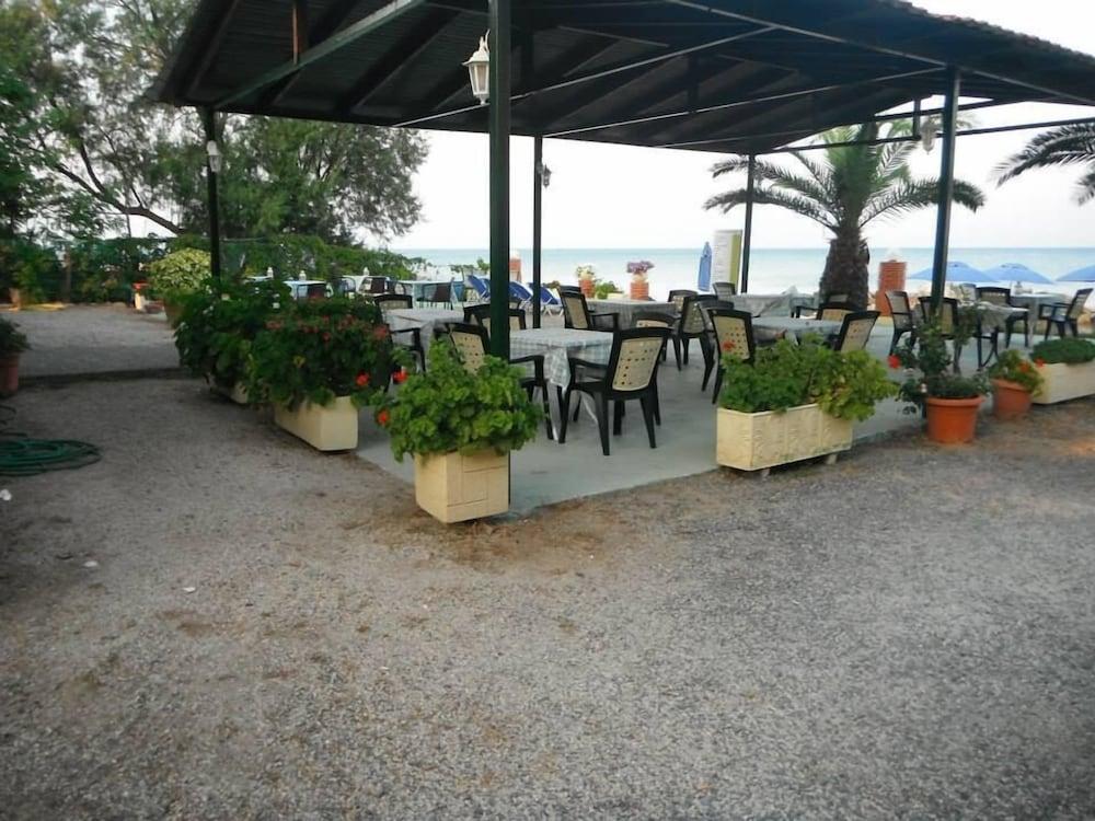 Francisco Beach Hotel Agios Andreas  Extérieur photo