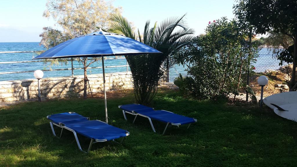 Francisco Beach Hotel Agios Andreas  Extérieur photo