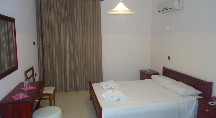Francisco Beach Hotel Agios Andreas  Extérieur photo